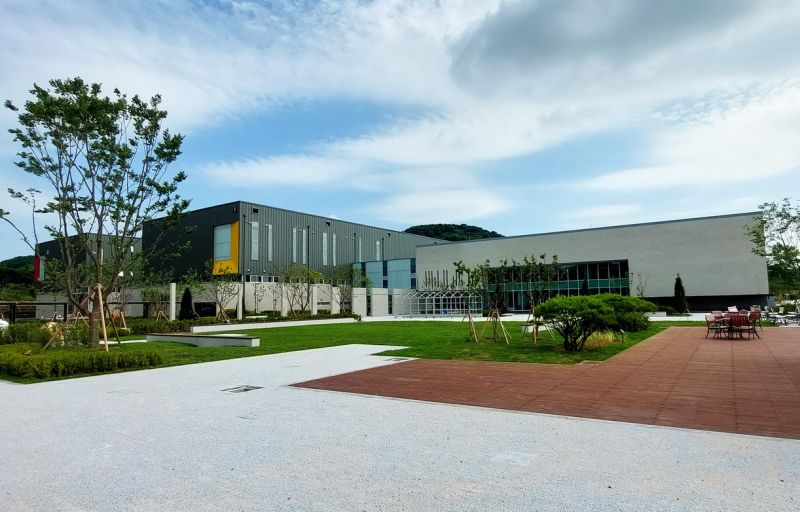 파일:20230613 1artcenter.jpg