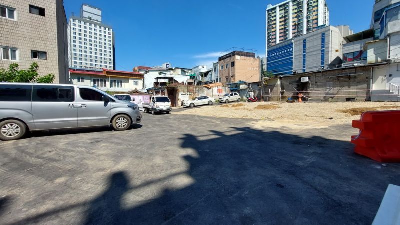 파일:금정22길광장20220909 123405.jpg